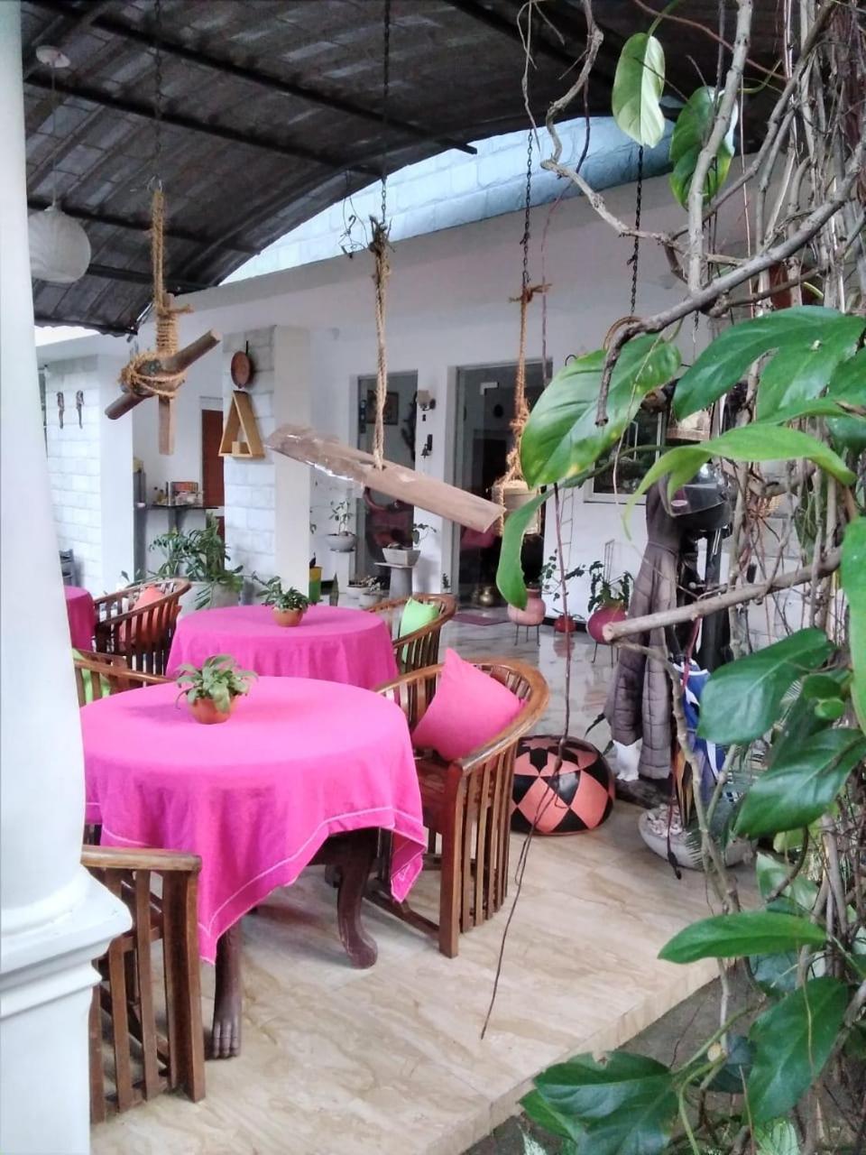 Rock Cascade Tourist Home & Cookery School Polonnaruwa Esterno foto