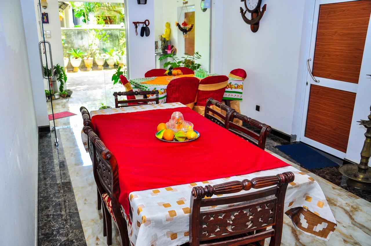 Rock Cascade Tourist Home & Cookery School Polonnaruwa Esterno foto